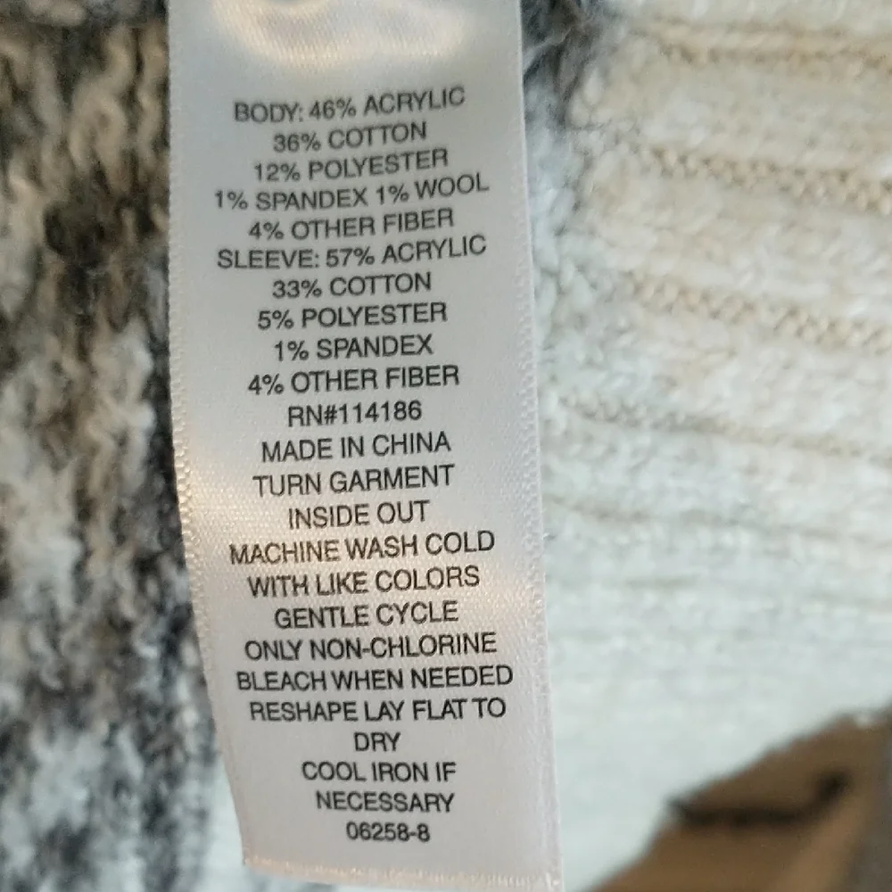 a.n.a Black and White Patterned Sweater - Picture 4 of 7